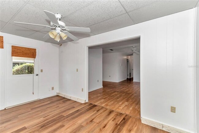 Building Photo - 10060 SW 93rd Ave