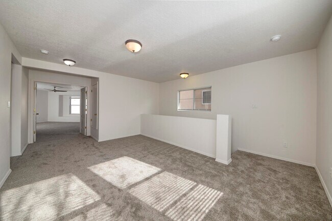 Building Photo - 3123 Mountainside Pkwy NE