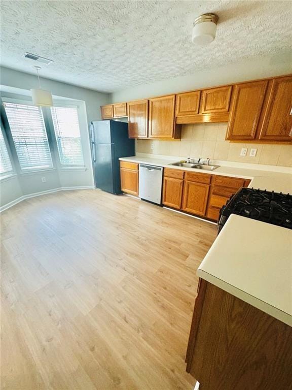 Building Photo - 146 Willow Stream Ct