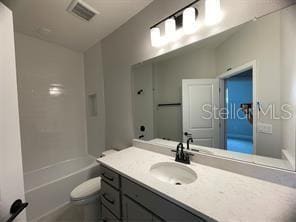 Building Photo - 15260 Ovation Dr