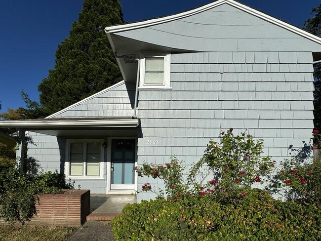 Building Photo - 2963 Alder St