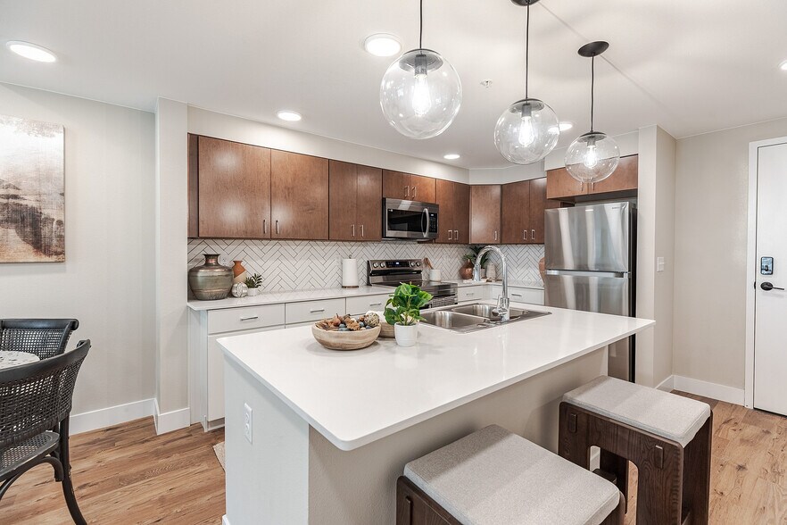 Beautiful Kitchen - Flatiron Flats Apartments