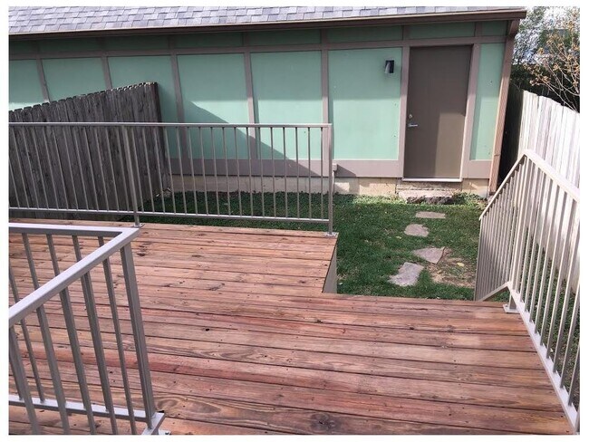 Building Photo - 2134 N Pennsylvania St