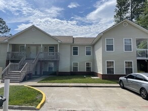 Building Photo - Apartment for Rent