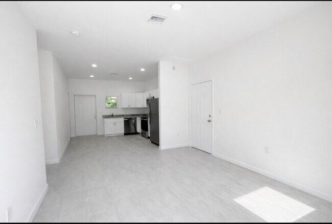 Building Photo - Brand New house in Lehigh Acres 2 Bedrooms 2 baths and 1 car garage