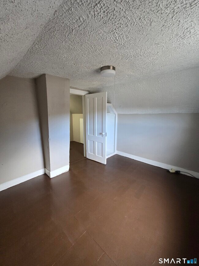 Building Photo - 77 Nixon Ave