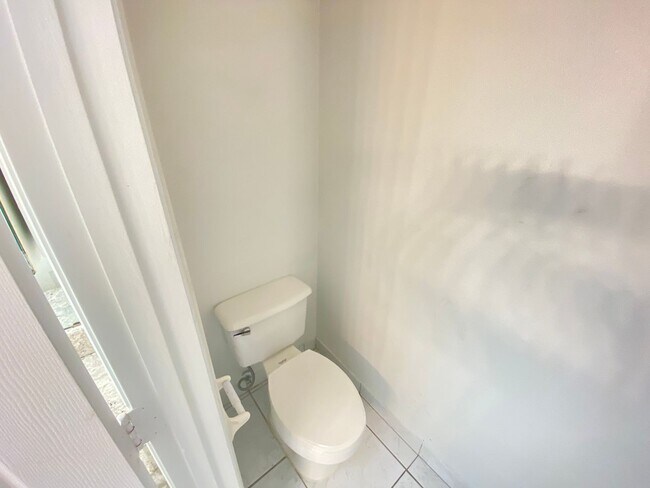 Building Photo - 3310 Crystal Creek Blvd