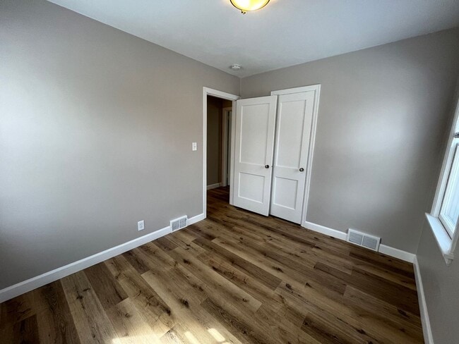 Building Photo - Two Bedroom Home in Smithville
