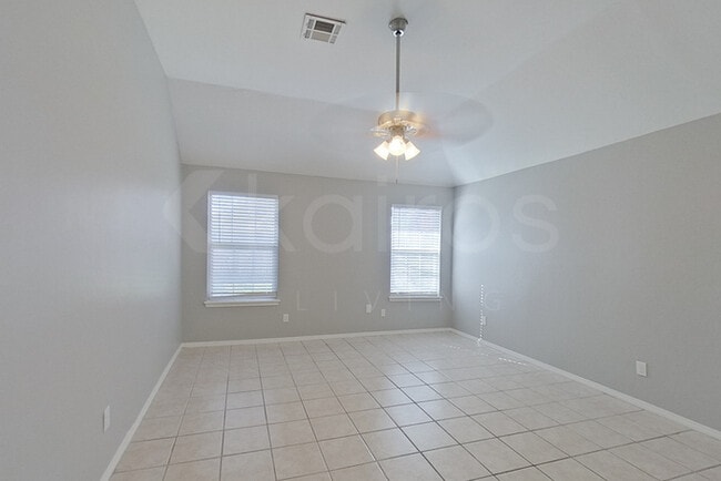 Building Photo - 1336 NW 9th St