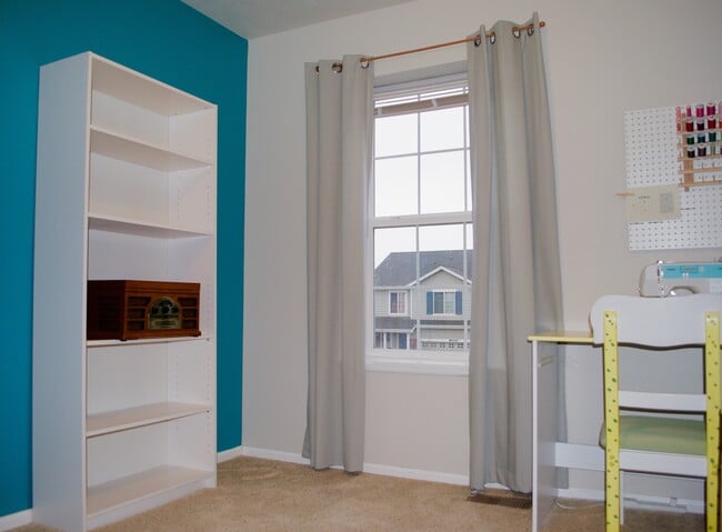 Building Photo - 14271 White Peak Dr