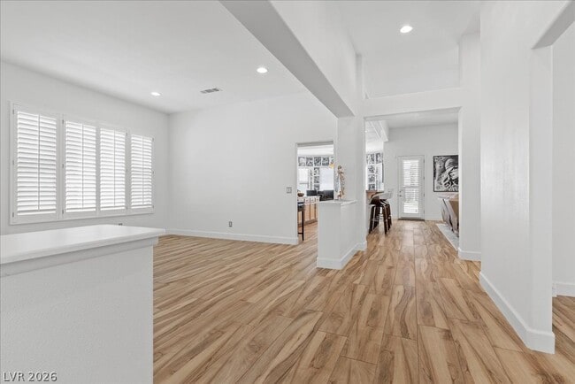 Building Photo - 2204 Trident Maple St