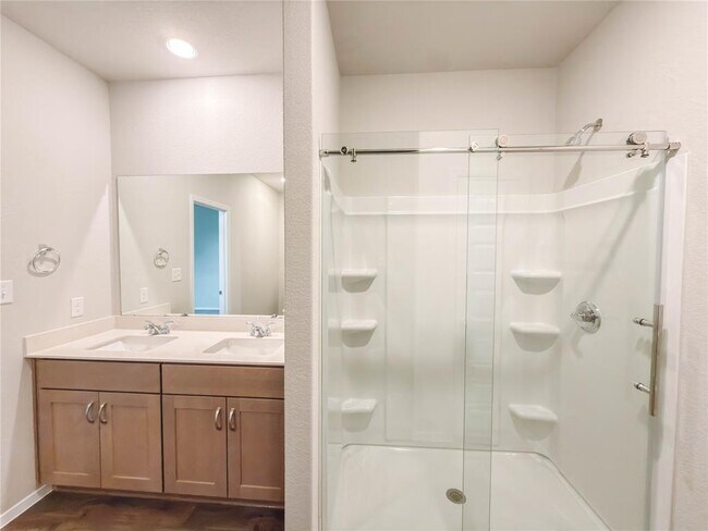 Building Photo - 2707 Towy Rd