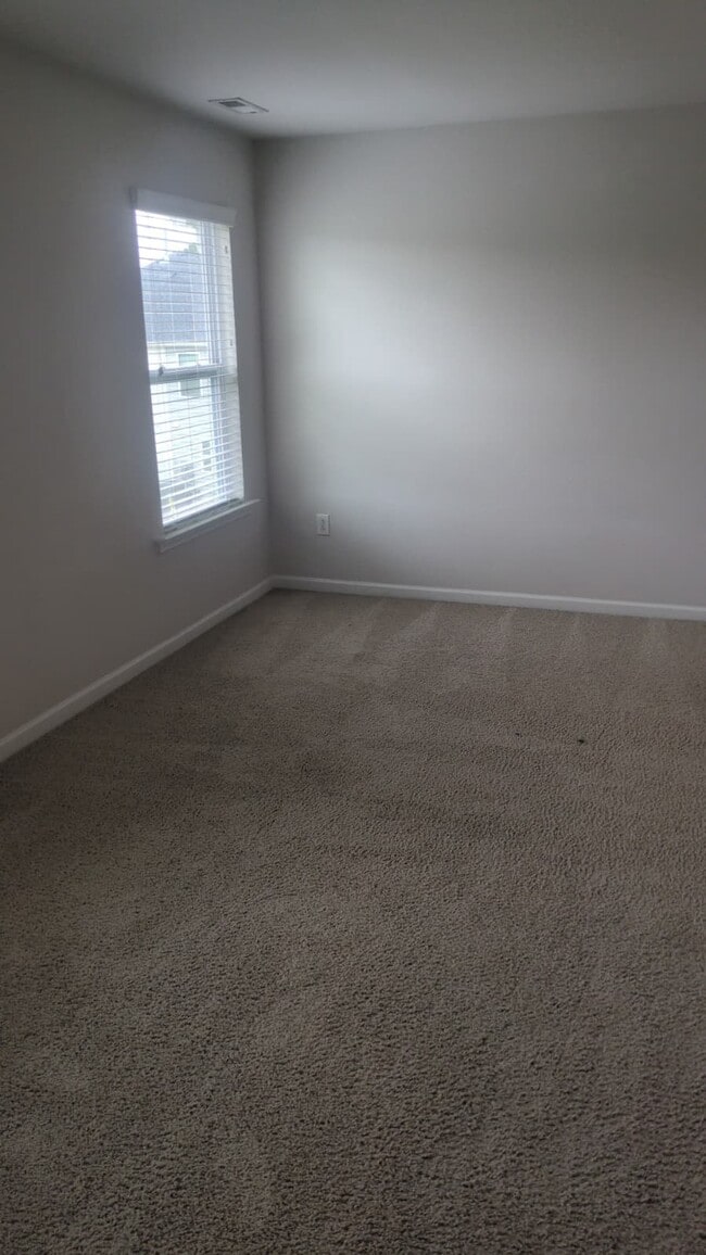 Building Photo - 784 Amarra Dr