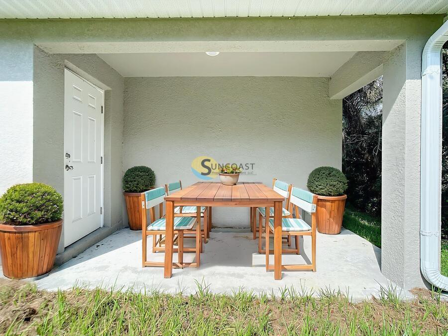 Building Photo - 11050 Reims Ave