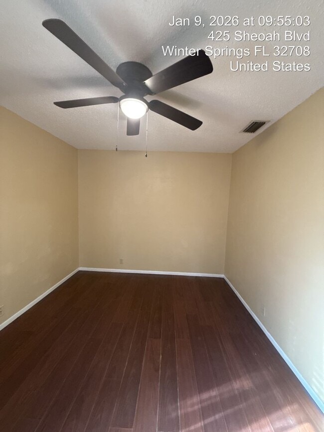 Building Photo - Winter Springs Gem: 2 BED 1.5 BATH Two-Story Condo with Amazing Amenities - (BAYTREE 4 CONDOS)