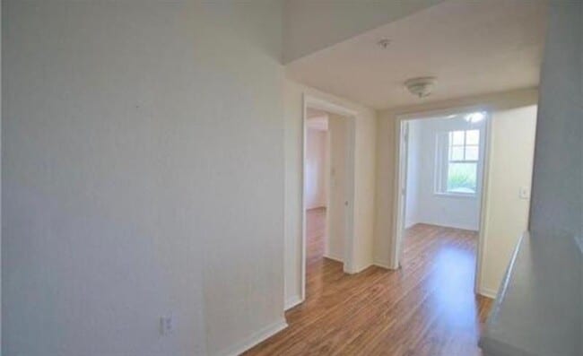 Building Photo - 6540 W Sample Rd