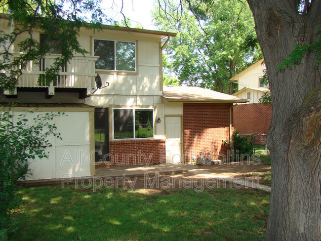 Building Photo - 1625 Larch St