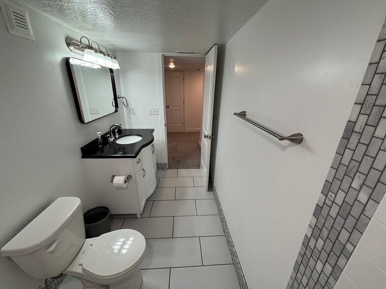 Bathroom - 188 E Bruin Dr