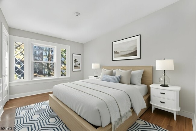 Building Photo - 94 Midland Ave