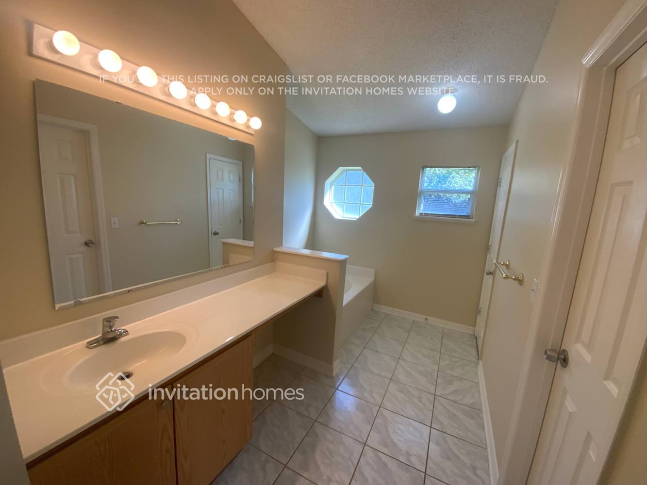 Building Photo - 3121 Turret Dr