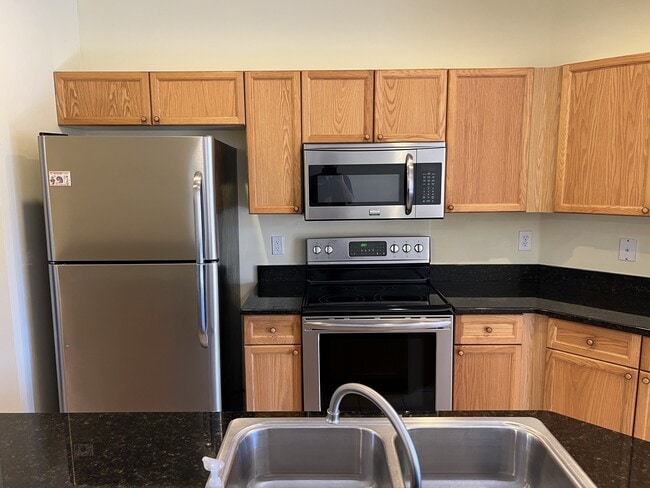 Building Photo - 300 Via Castilla