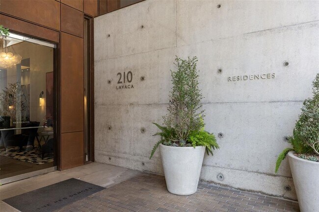 Building Photo - 210 Lavaca St