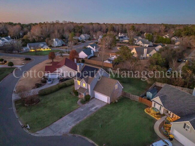 Building Photo - 7106 Haven Way