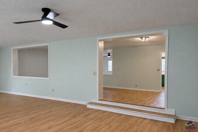 Building Photo - 1739 Houston Lake Rd
