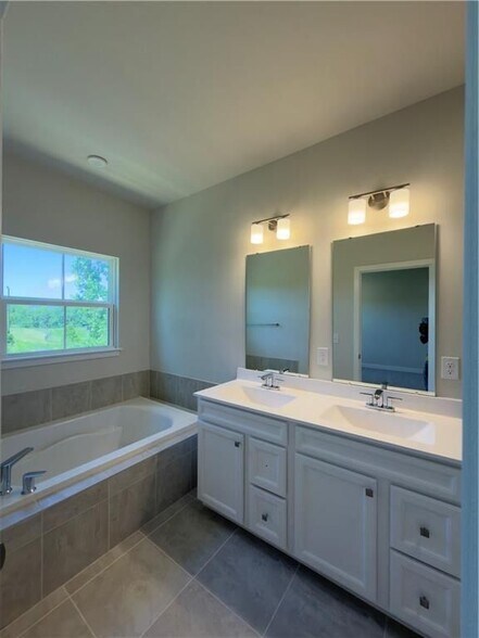 Building Photo - 942 Sugar Vista Cir