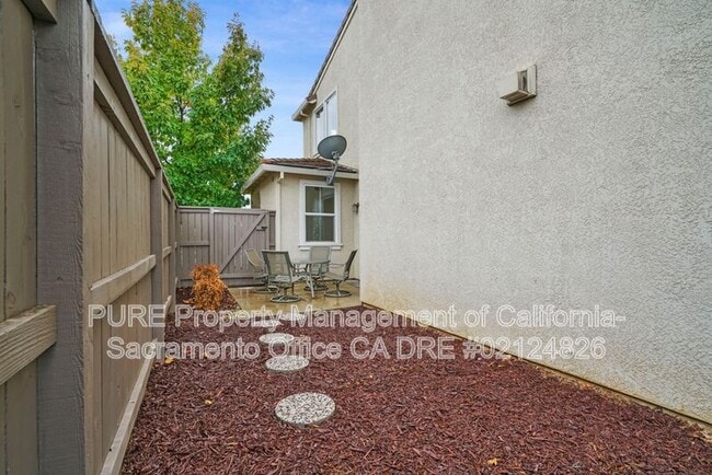Building Photo - 11091 International Dr