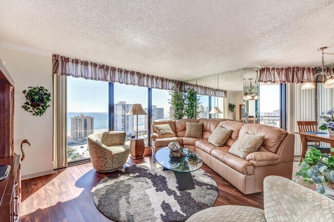 Building Photo - 1 Oceans W Blvd