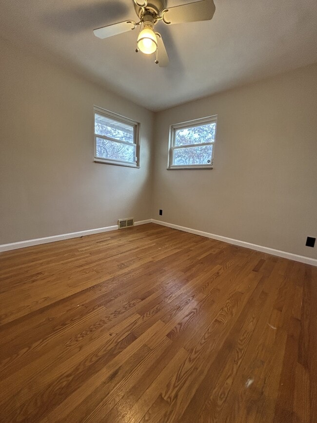 Building Photo - 2842 State St