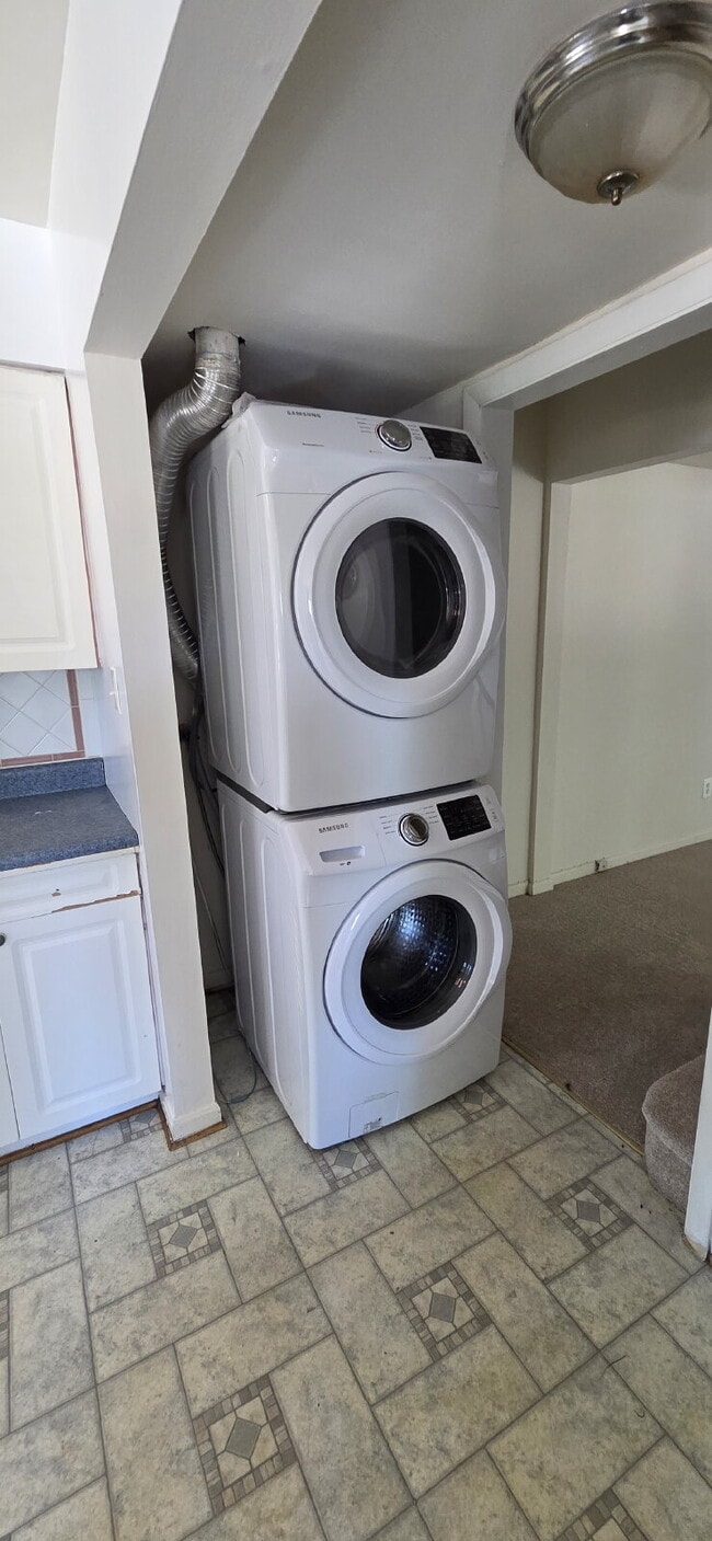 Building Photo - Beautiful 3BR Home in Lorton