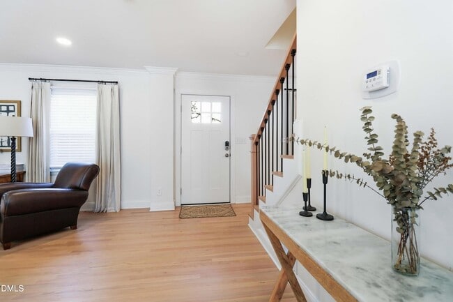 Building Photo - 322 E Millbrook Rd