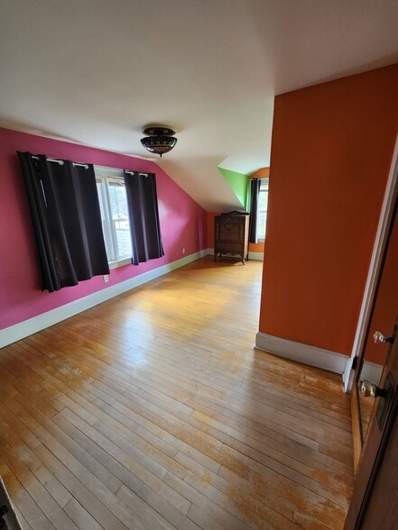 2nd Floor Bedroom 4 - 134 W Lincoln St