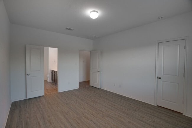 Building Photo - 21517 Quick Fox Dr