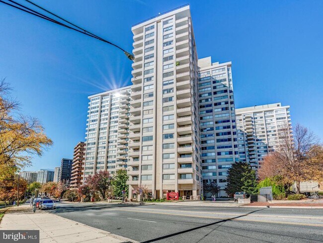 Building Photo - 4515 Willard Ave