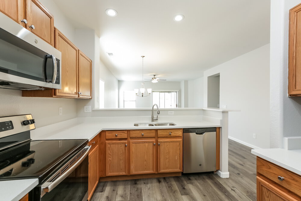 Building Photo - 93 3rd Ave W