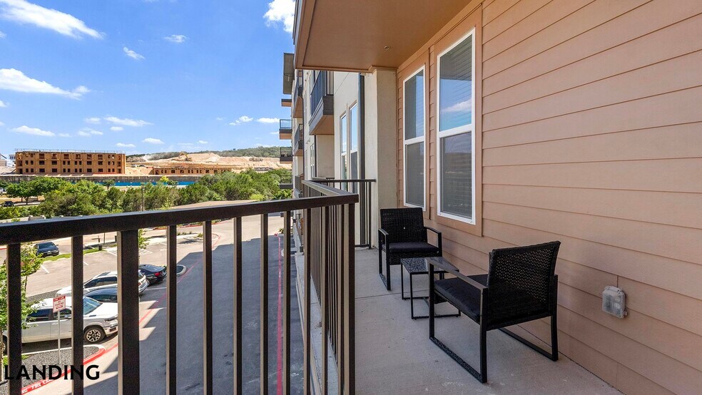 Building Photo - 18111 La Cantera Terrace