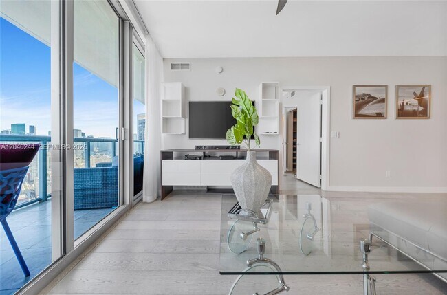 Building Photo - 888 Biscayne Blvd