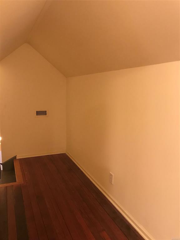 Building Photo - 34 Creek Dr
