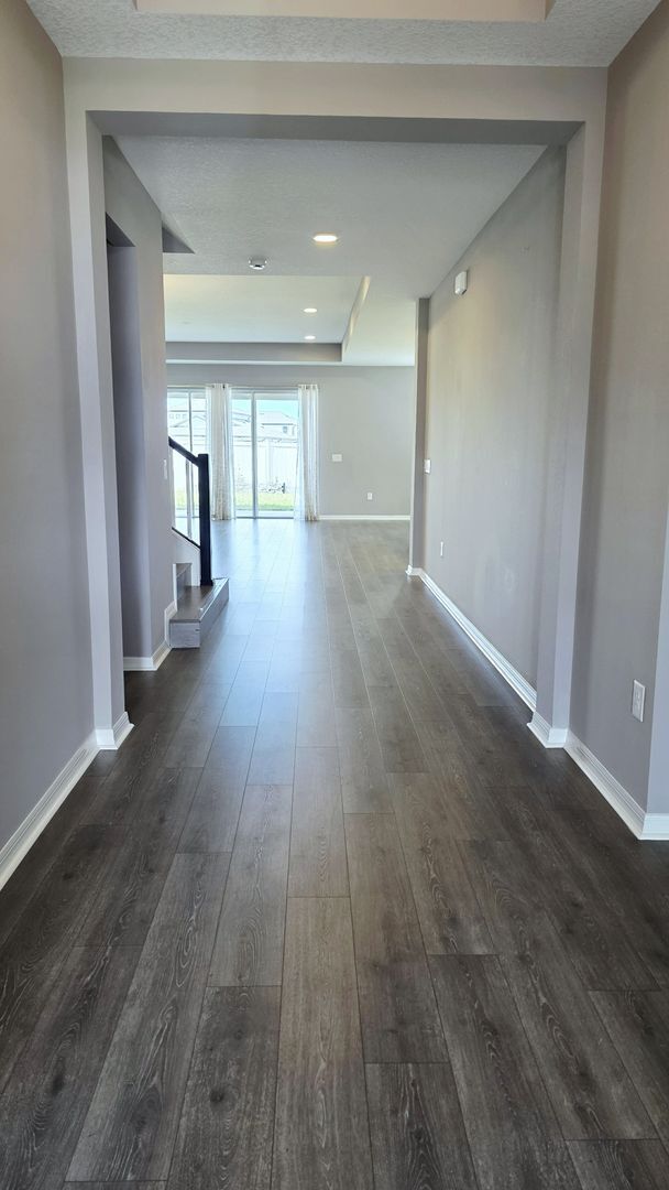 Building Photo - Executive 4BR / 3.5BA Home | Loft • Office...
