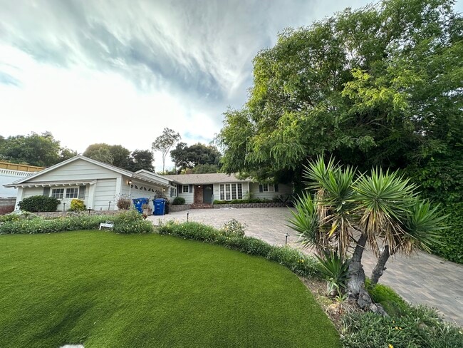 Primary Photo - 3709 Wrightwood Dr