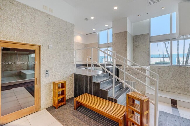 Building Photo - 92 SW 3rd St