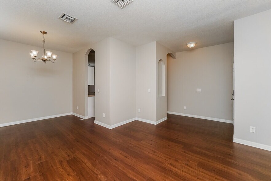 Building Photo - 13035 Haverhill Dr