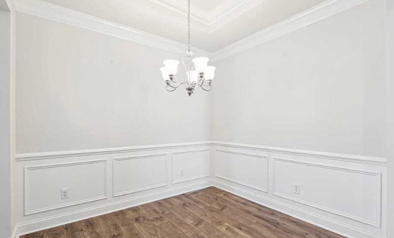 Building Photo - 112 Boomer St