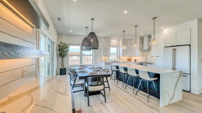 Building Photo - 107 N New Haven Ave