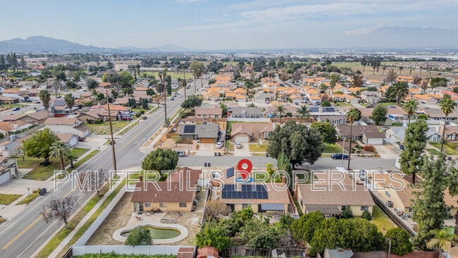 Building Photo - 1506 Webster St