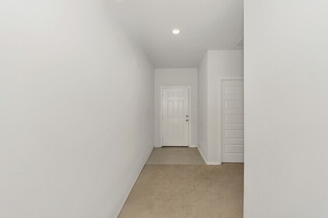 Building Photo - Charming 4BR House in Anna