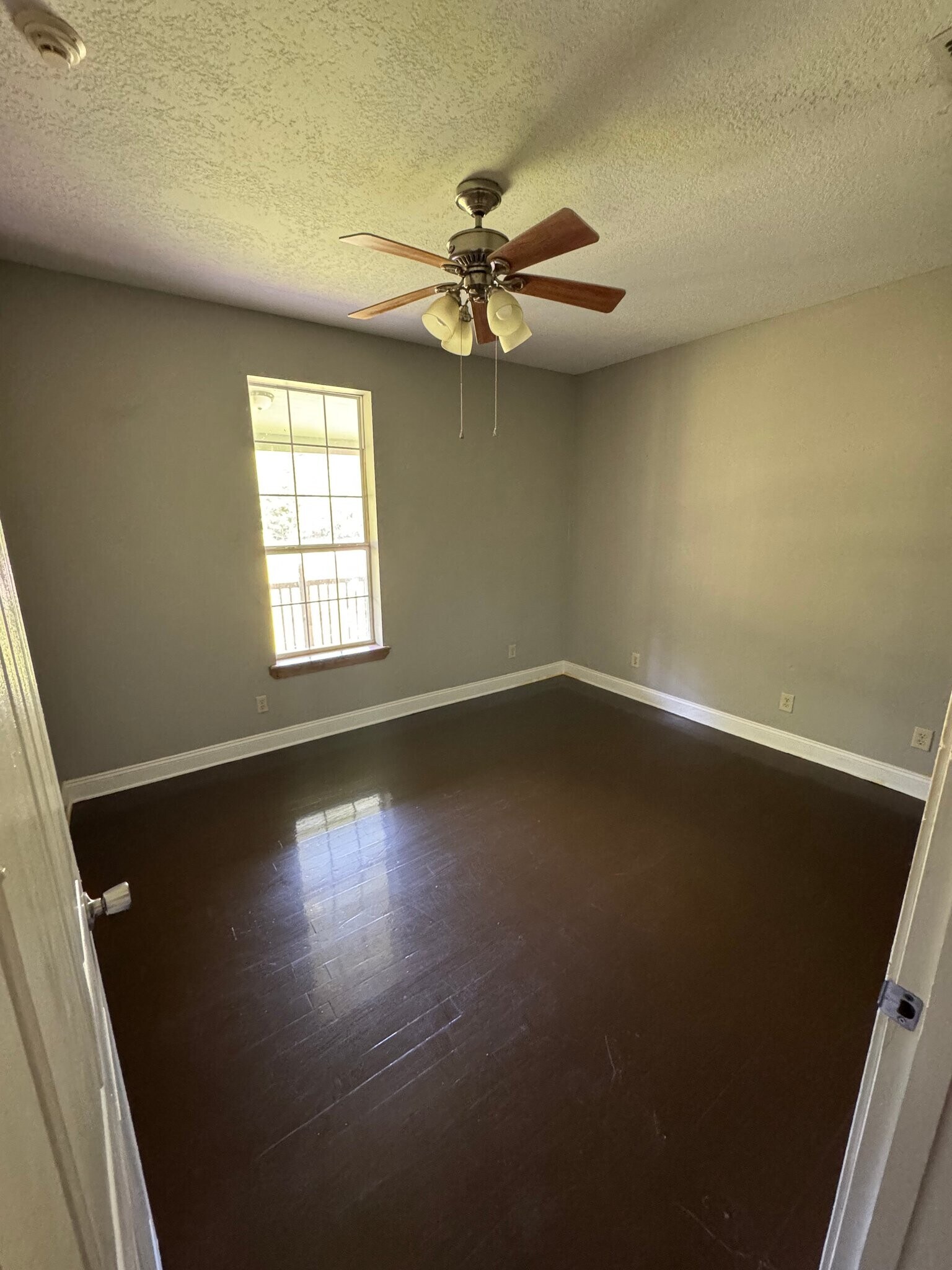 Building Photo - 286 Vestry Rd